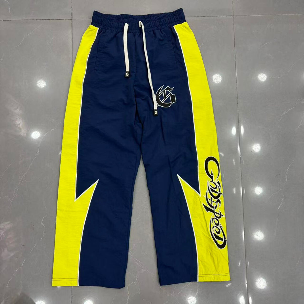 GODSPEED Vintage Contrast Splicing Graphic Straight Sweatpants