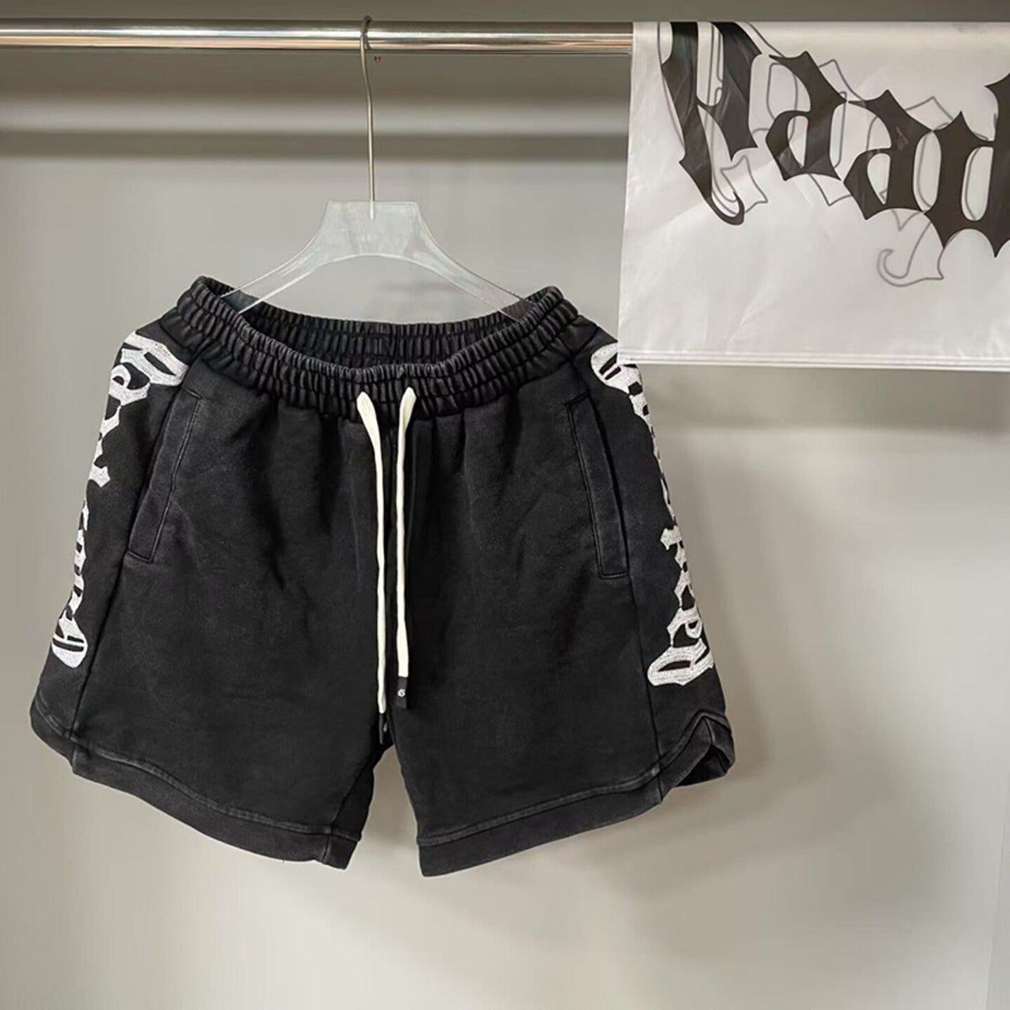 GODSPEED Side Embroidered Loose Cotton Shorts